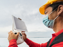 O uso de drones em incorporações imobiliárias facilita a fiscalização e o monitoramento das obras, como explica Fernando Bruno Crestani.