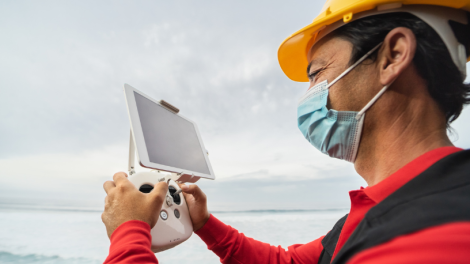 O uso de drones em incorporações imobiliárias facilita a fiscalização e o monitoramento das obras, como explica Fernando Bruno Crestani.