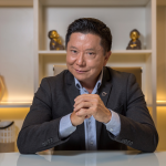 Milton Seigi Hayashi explica como a cirurgia plástica reparadora devolve função, estética e qualidade de vida a pacientes com cicatrizes ou queimaduras.