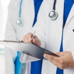 Investimento de R$ 400 milhões na saúde de Mato Grosso em 2026: impactos, desafios e o que muda para a população