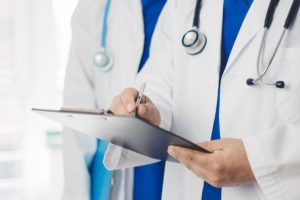 Investimento de R$ 400 milhões na saúde de Mato Grosso em 2026: impactos, desafios e o que muda para a população